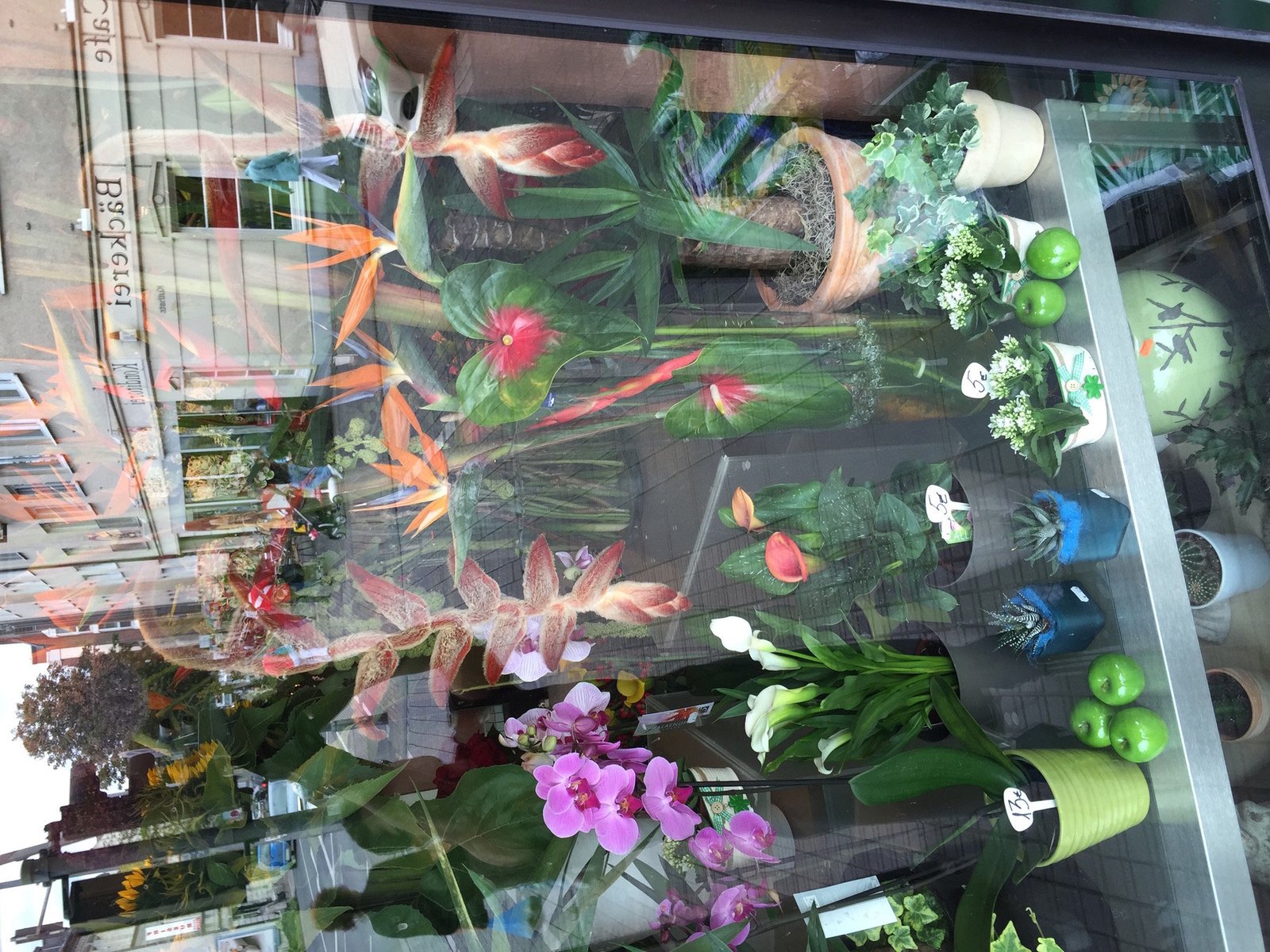 Frischblumenstrauß aus der Vingster Blumen Ecke