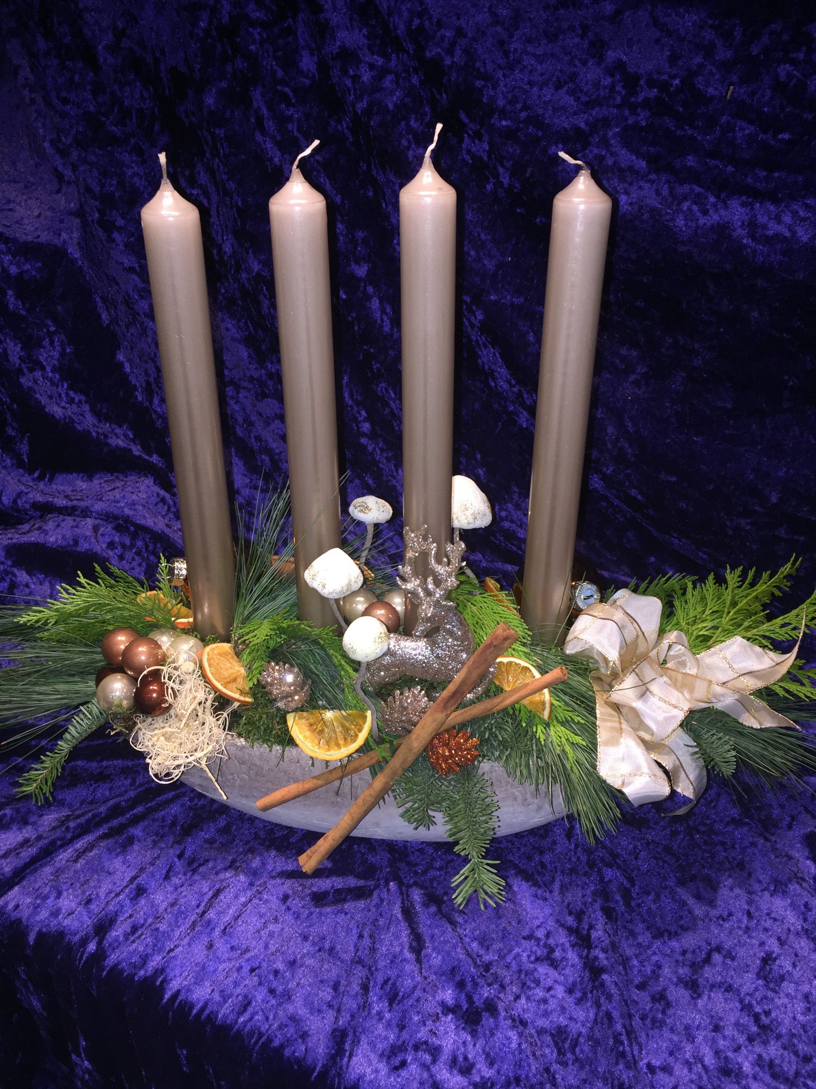 Saisonales Gesteck aus der Vingster Blumen Ecke