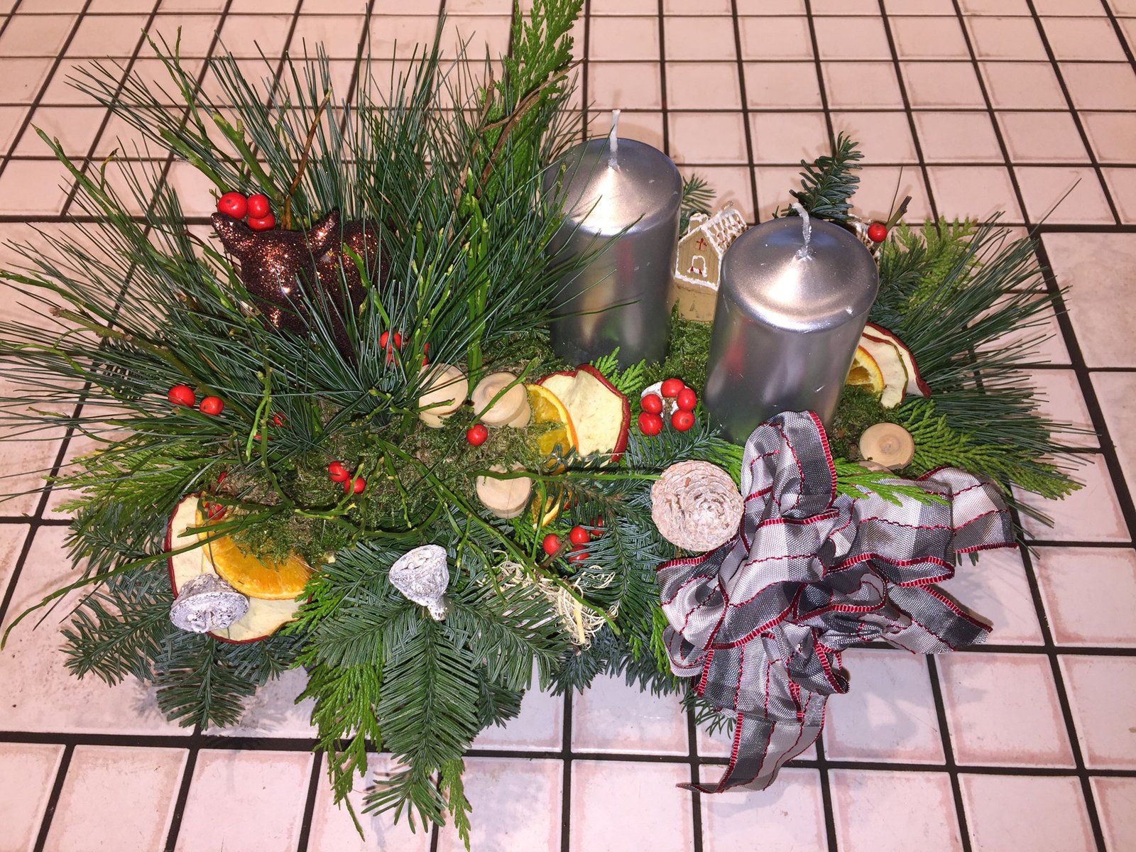 Saisonales Gesteck aus der Vingster Blumen Ecke