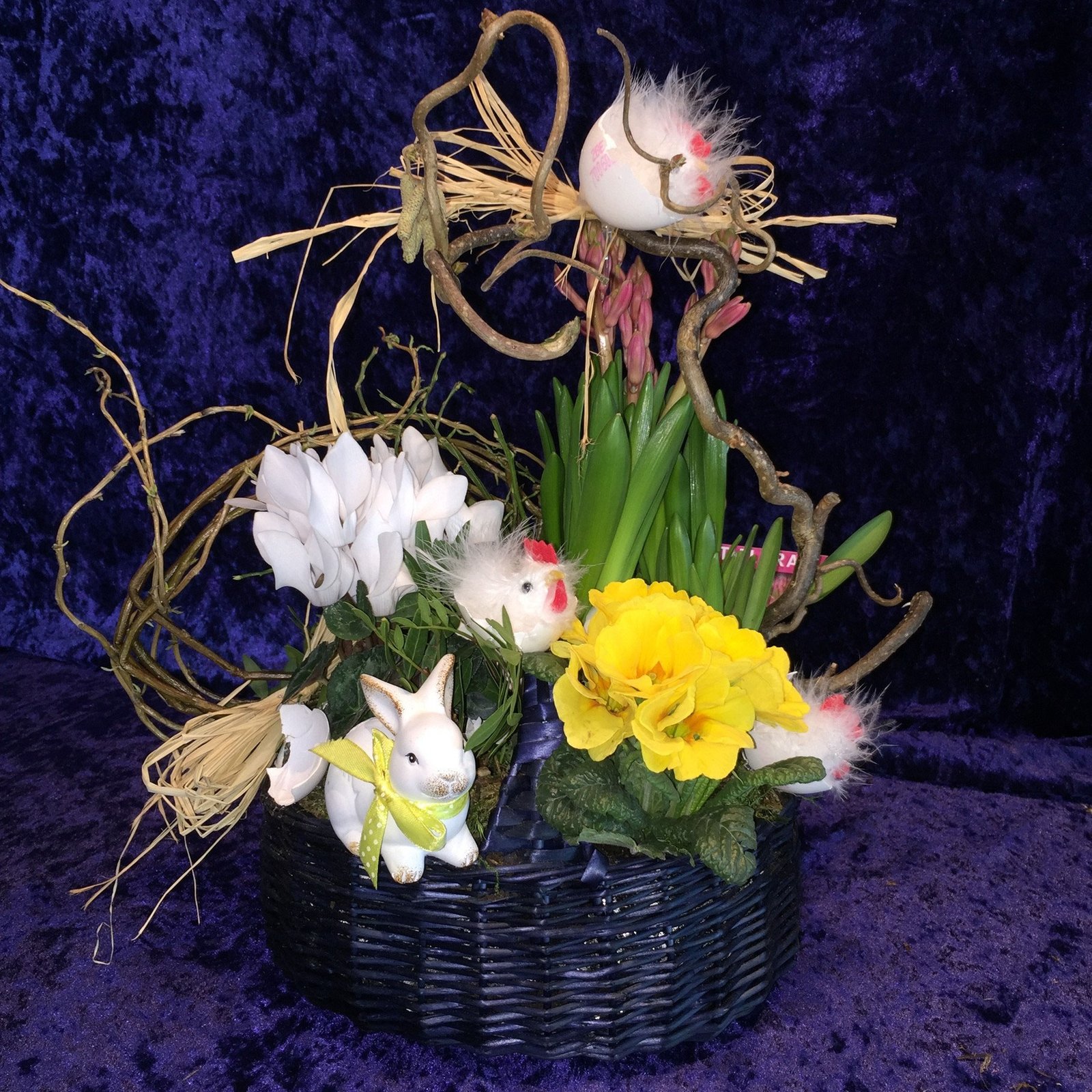 Saisonales Gesteck aus der Vingster Blumen Ecke